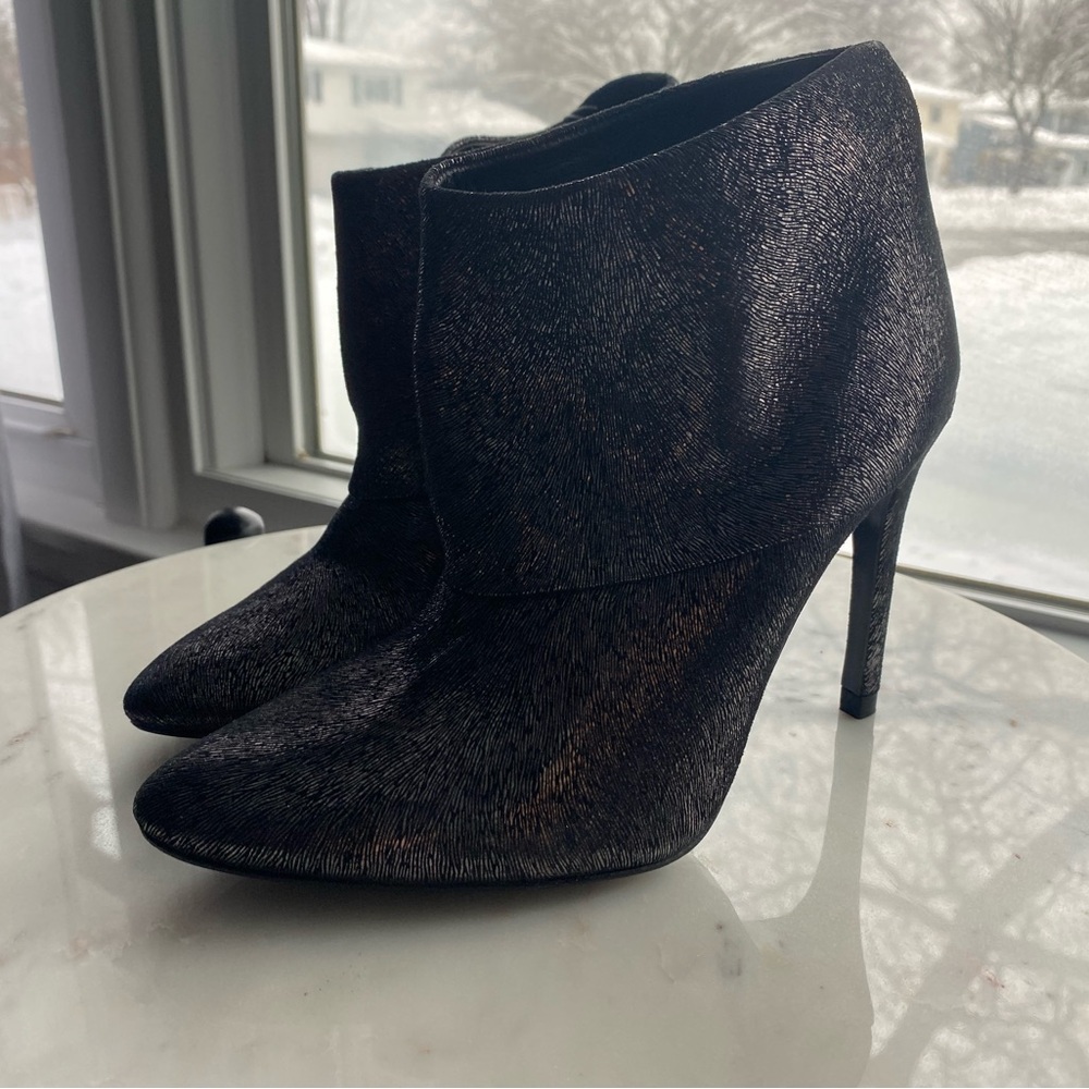 Zara Size 6/36, 4” Authentic Leather Shimmering Black / Metallic Heeled Boots